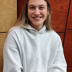Elizabeth Kitley height profile photo