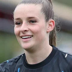 Ella Toone height profile photo