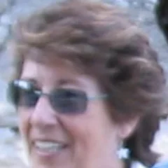 Ellen Travolta height profile photo