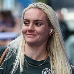 Ellie Carpenter height profile photo