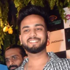 Elvish Yadav height profile photo