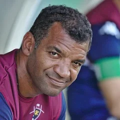 Émile Ntamack height profile photo