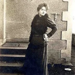 Émilie Tillion height profile photo