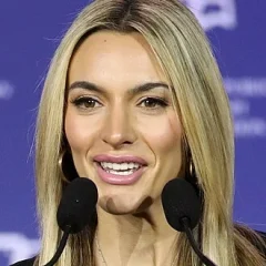 Emily Austin height profile photo