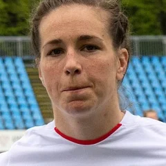 Emily Scarratt height profile photo