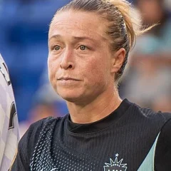 Emily Sonnett height profile photo