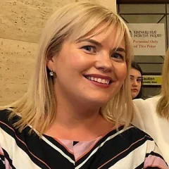 Emma Rogan height profile photo