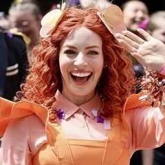 Emma Watkins height profile photo