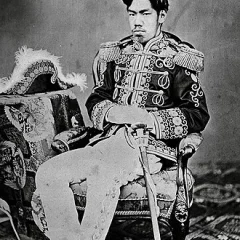 Emperor Meiji height profile photo