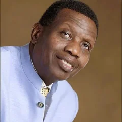 Enoch Adeboye height profile photo