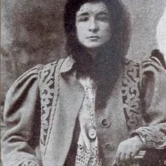 Enriqueta Martí height profile photo