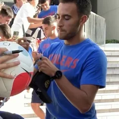 Eric García (footballer, born 2001) height profile photo
