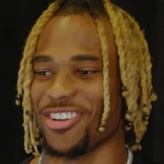 Eric Gray (American football) height profile photo