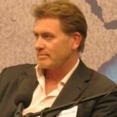 Eric Joyce height profile photo