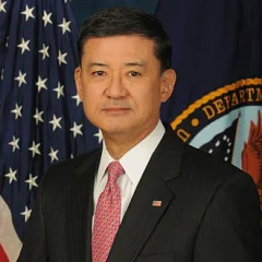 Eric Shinseki height profile photo