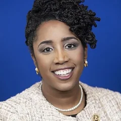 Erica Lee Carter height profile photo