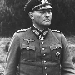 Erich Hoepner height profile photo