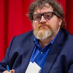 Ernest Cline height profile photo