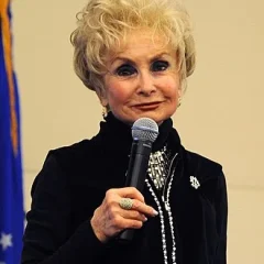 Esther Jungreis height profile photo