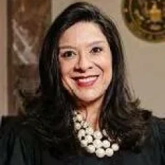 Esther Salas height profile photo