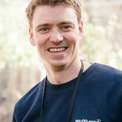 Euan Blair height profile photo