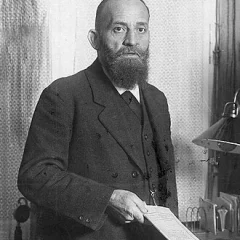 Eugen Ernst height profile photo