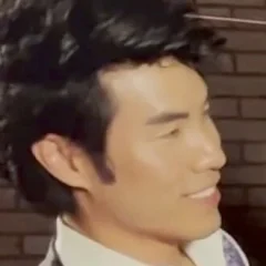 Eugene Lee Yang height profile photo