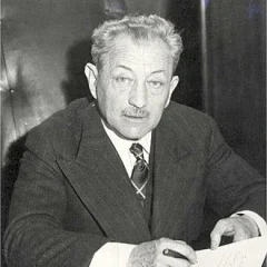 Eugène Schueller height profile photo