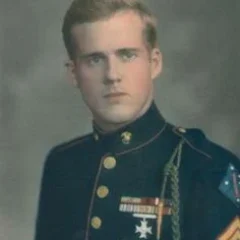 Eugene Sledge height profile photo