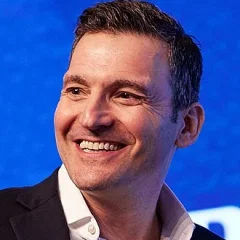 Evan Solomon height profile photo