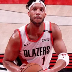 Evan Turner height profile photo