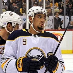 Evander Kane height profile photo