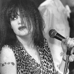 Exene Cervenka height profile photo