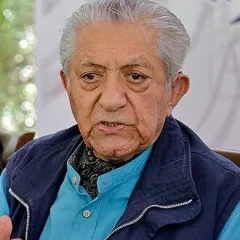 Ezzatolah Entezami height profile photo