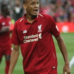 Fabinho (footballer, born 1993) height profile photo