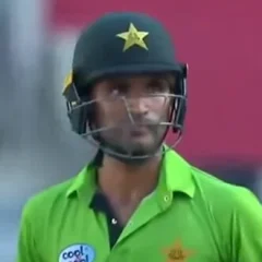 Fakhar Zaman (cricketer) height profile photo