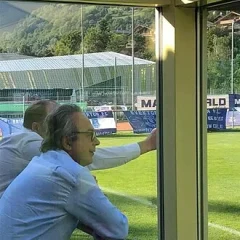 Farhad Moshiri height profile photo