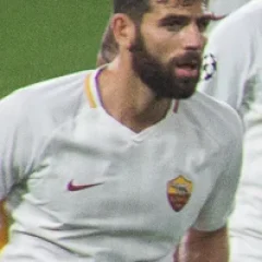 Federico Fazio height profile photo