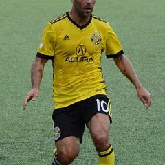 Federico Higuaín height profile photo