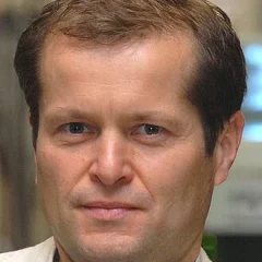 Ferenc Krausz height profile photo