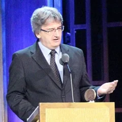 Fergal Keane height profile photo