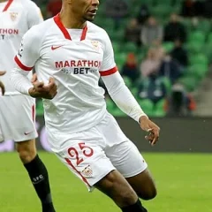 Fernando (footballer, born 1987) height profile photo