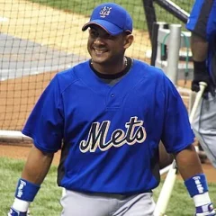 Fernando Tatís height profile photo