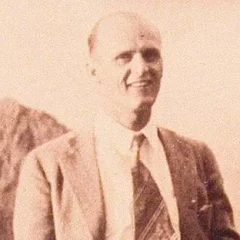 Forrest Mars Sr. height profile photo
