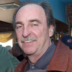 Fran Dunphy height profile photo