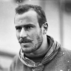 Frank Bickerton height profile photo