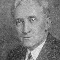 Frank Elbridge Webb height profile photo