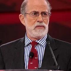 Frank Gaffney height profile photo