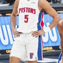 Frank Jackson (basketball) height profile photo
