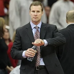 Fred Hoiberg height profile photo